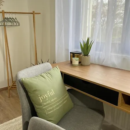 아파트 Korbstadt-villa Rattan-design Mit Balkon, Garten, Arbeitsplatz, Kueche 리흐텐펠즈